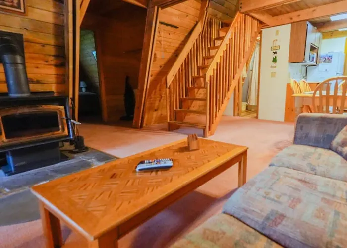 Rustic 2 - Two Bedroom Holiday home *